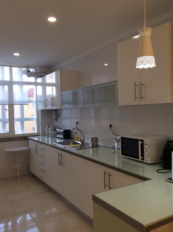 4U Lisbon IV Guesthouse Airport Екстериор снимка