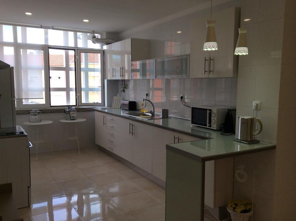 4U Lisbon IV Guesthouse Airport Екстериор снимка