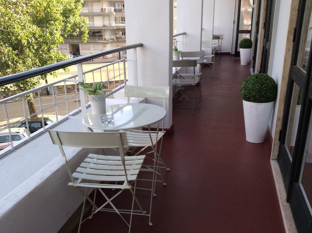 4U Lisbon IV Guesthouse Airport Екстериор снимка