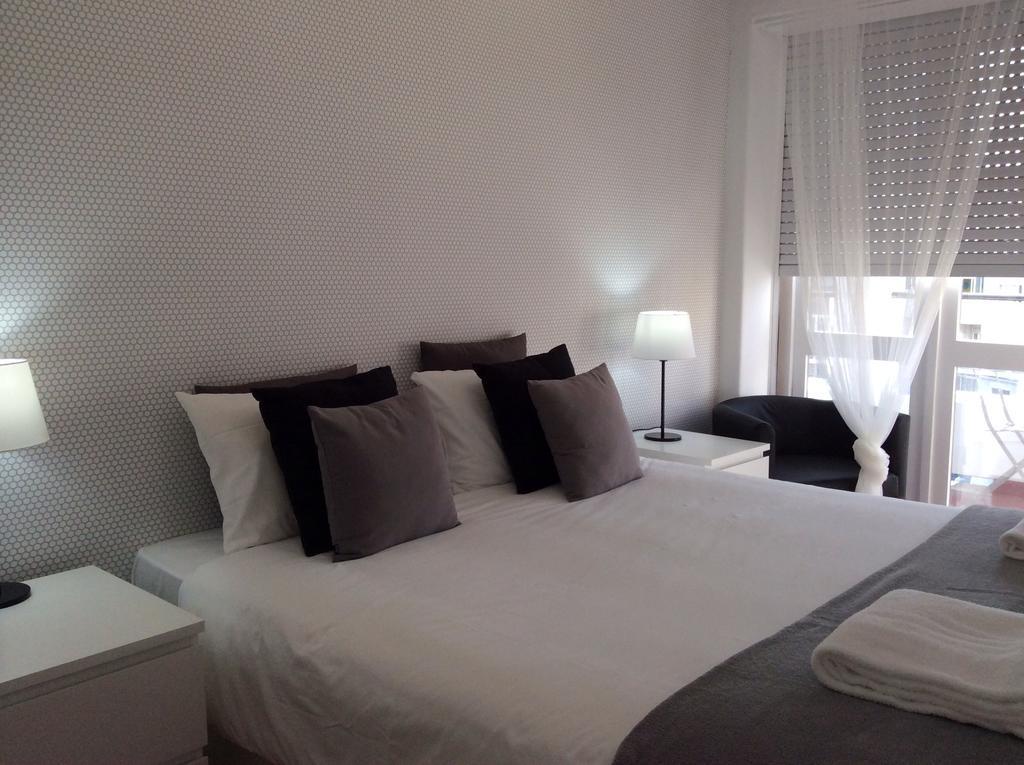 4U Lisbon IV Guesthouse Airport Екстериор снимка