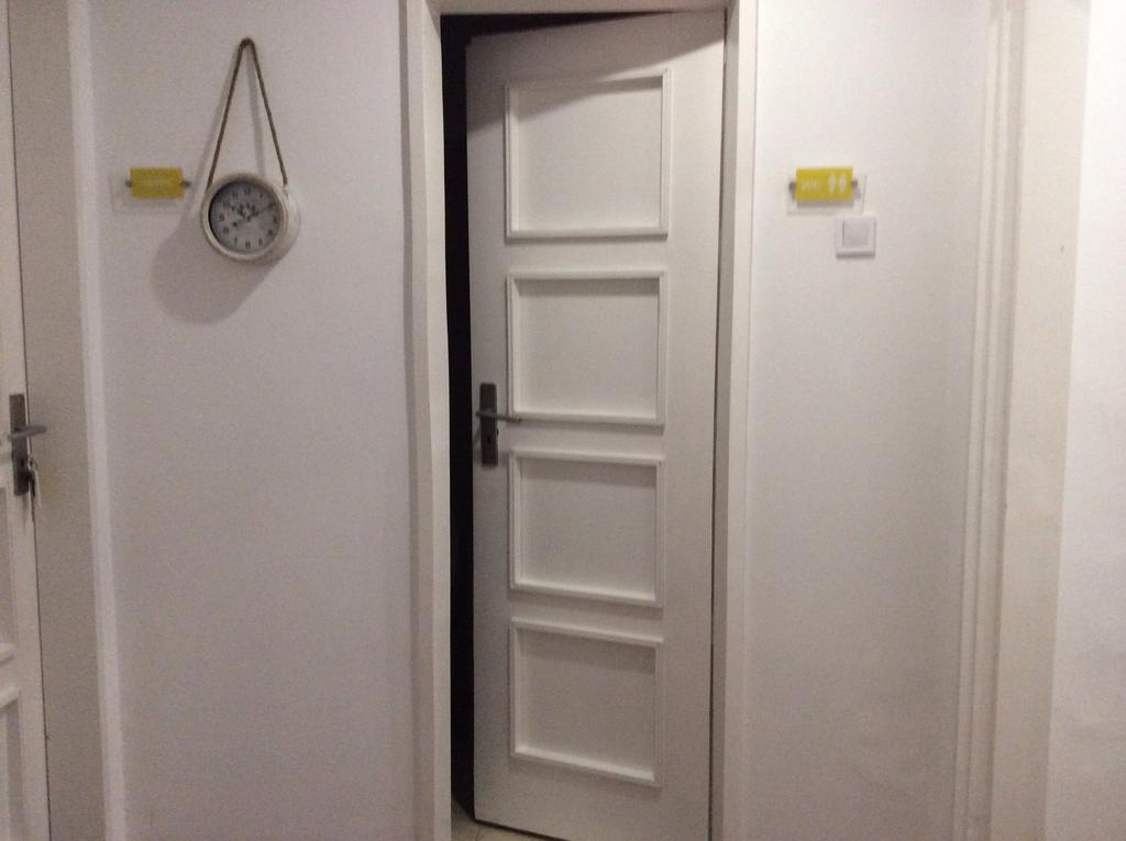 4U Lisbon IV Guesthouse Airport Екстериор снимка