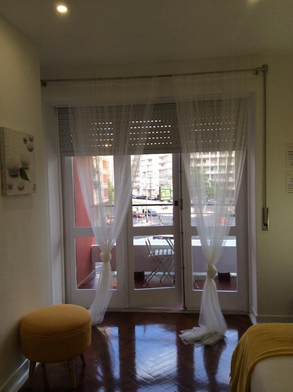 4U Lisbon IV Guesthouse Airport Екстериор снимка