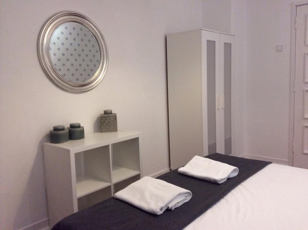 4U Lisbon IV Guesthouse Airport Екстериор снимка